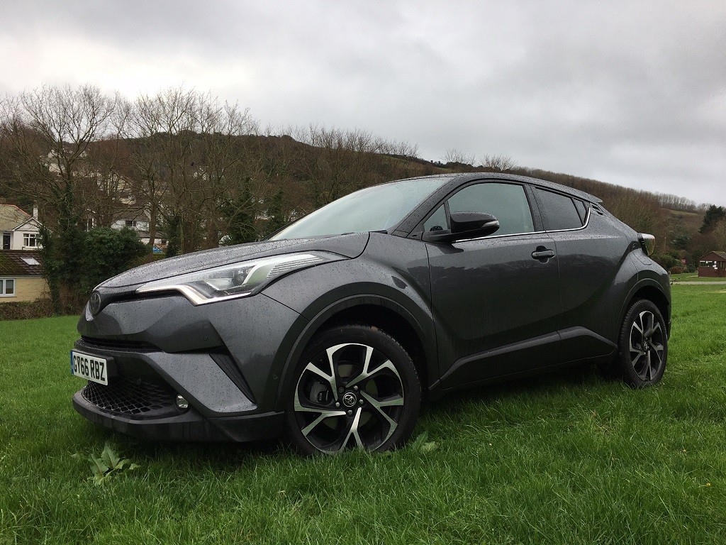 Toyota C-HR Review | Read Toyota C-HR Reviews