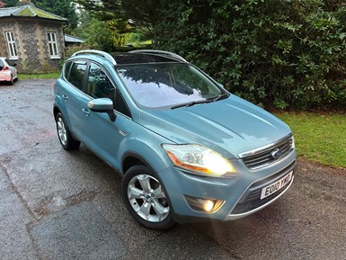 Ford Kuga TITANIUM AWD