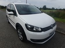 Volkswagen Touran Cross 1.4 Tsi Automatic Dsg 7 Seater