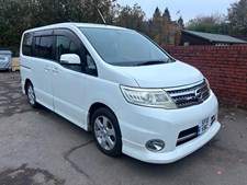 Nissan Serena 2.0