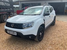 Dacia Duster 1.0 TCe (100bhp) Essential (s/s) Station Wagon 5d 999cc