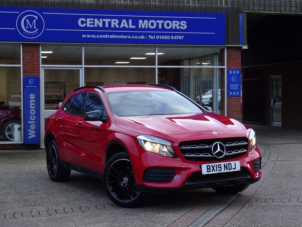 Mercedes-Benz GLA Class 2.1 GLA220d AMG Line 7G-DCT 4MATIC Euro 6 (s/s) 5dr NIGHT PACK WITH JUST 33KMILES SUV