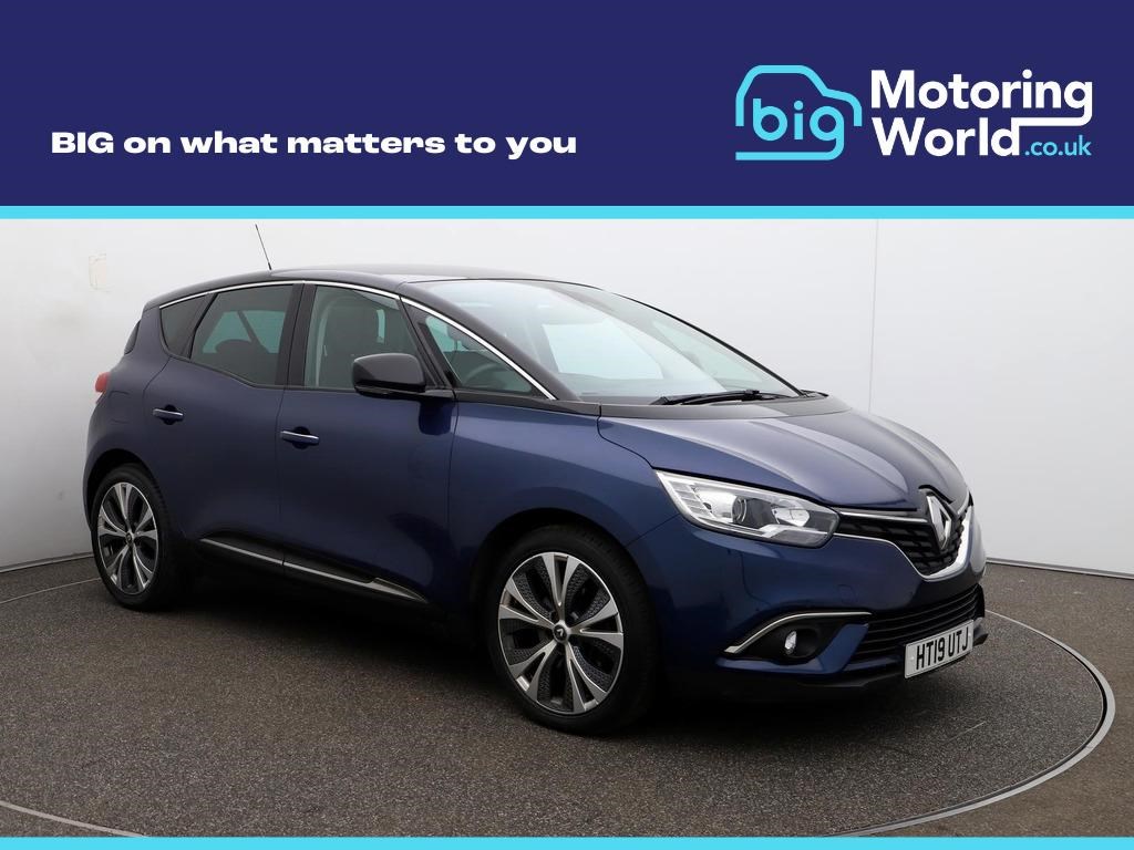 Renault Scenic c 1.3 TCe Signature MPV 5dr Petrol Manual Euro 6 (s/s) (140 ps) Panoramic Roof