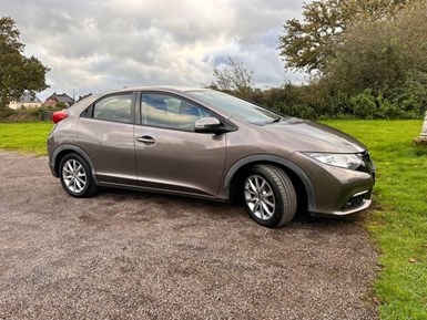 Honda Civic 1.8 i-VTEC ES Hatchback 5dr Petrol Manual Euro 5 (s/s) (142 ps) Hatchback 2013, 63544 miles, £6195