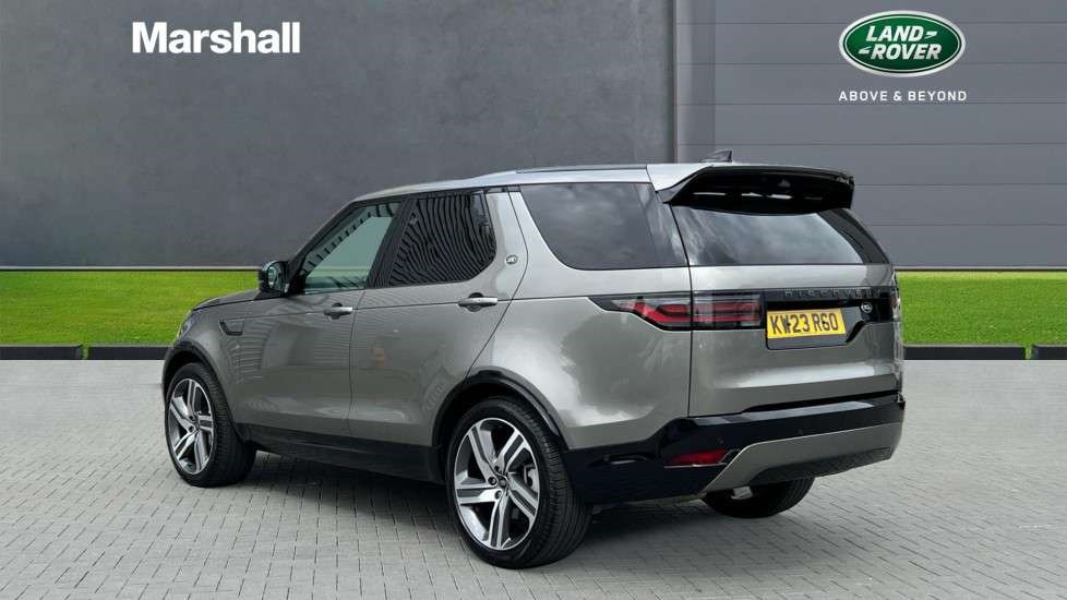Land Rover Discovery y 3.0 D300 R-Dynamic HSE 5dr Auto SUV