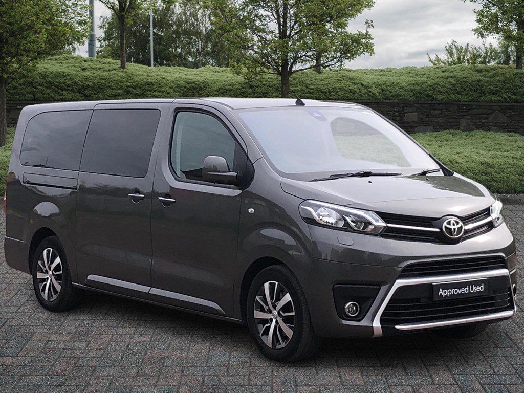 Toyota PROACE VERSO 2.0D VIP Long MPV Auto LWB Euro 6 (s/s) 5dr (7 Sea People Carrier