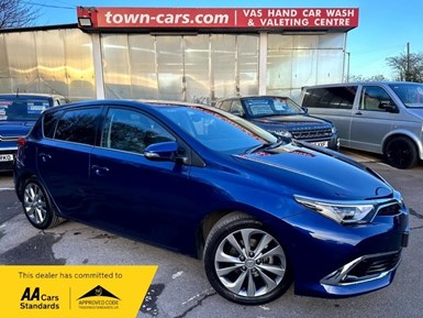 Toyota Auris VVT-I EXCEL TSS-ONLY 5211 MILES! 1 OWNER, COLLISION WARNING, HEATED SEATS, PARK ASSIST, PARKING Hatchback 2017, 5211 miles, £12999